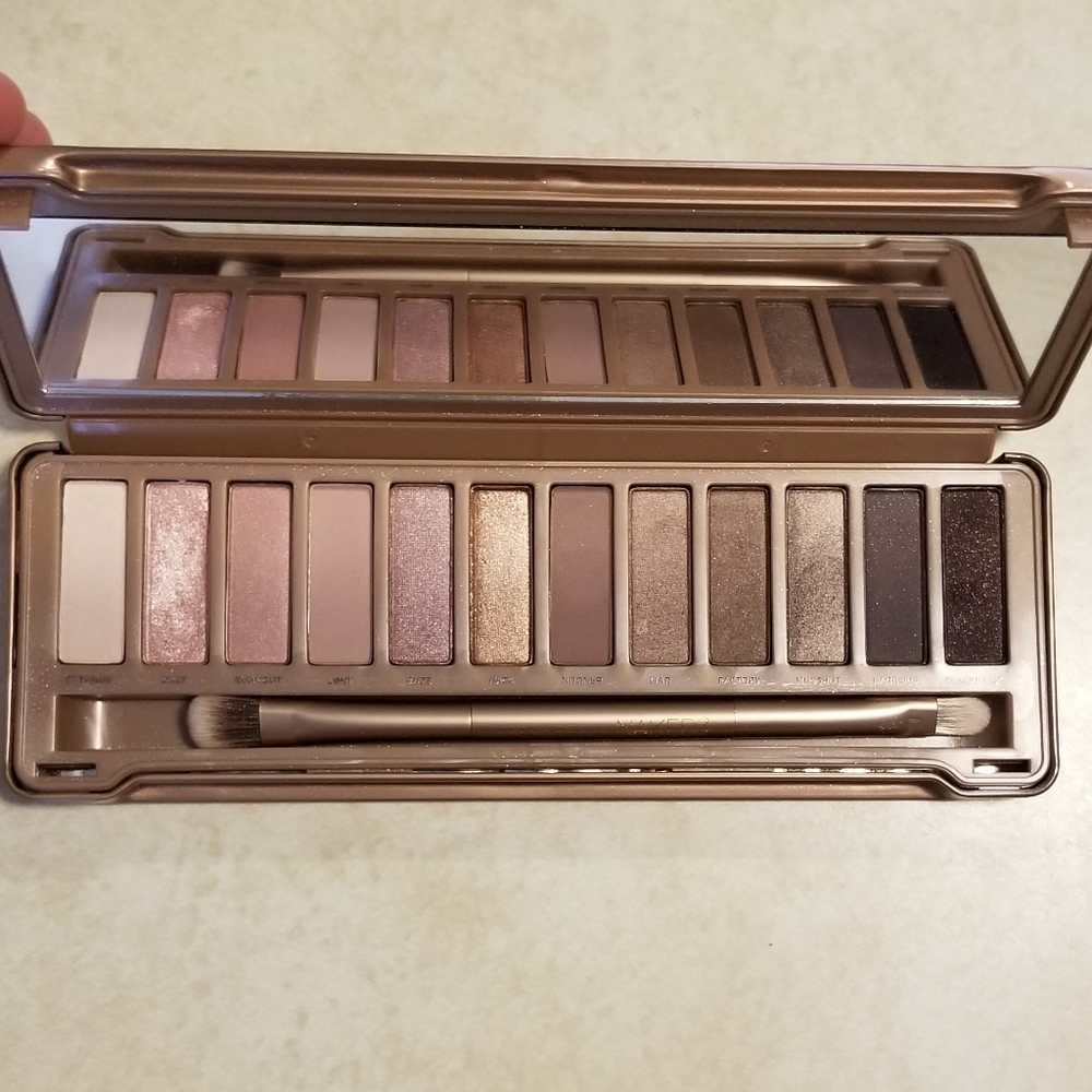 Urban Decay Naked 3 Eyeshadow Palette